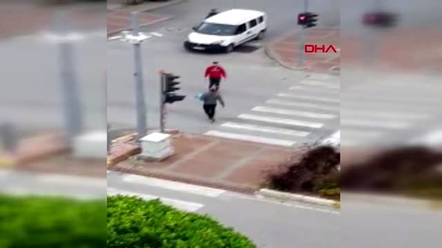 ANTALYA-Kaçırdığı bebeğinin boğazına bıçak dayayan baba Kendimi kaybettim