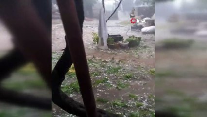 Antalya’ya ceviz büyüklüğünde dolu yağdı