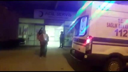 Şanlıurfa'da otomobil su tahliye kanalına devrildi: 2 yaralı