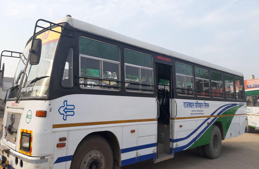 Roadways bus