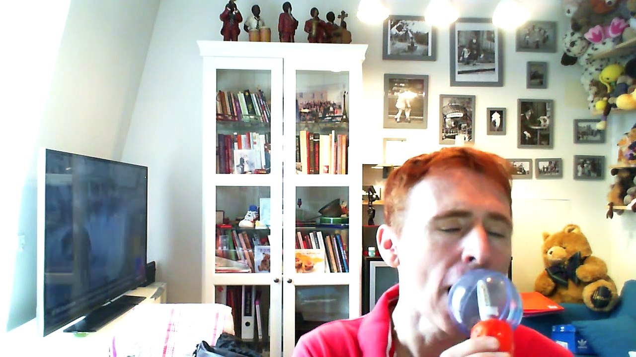 Wiwi égratigne "rallumeurs d'étoiles" d'HK & les Saltinbanks