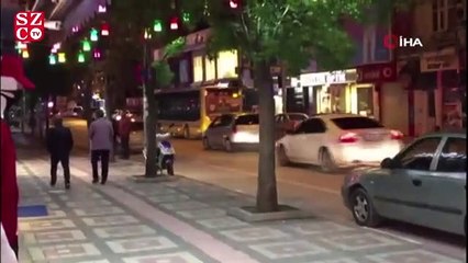 İnegöllüler iftar sonrası kendilerini sokağa attı