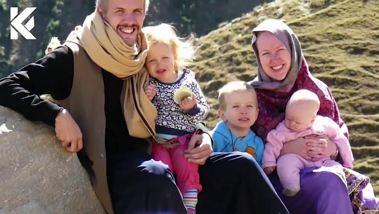 Canadian vlogger Rosie Gabrielle accepts Islam In Urdu Hindi,rosie gabrielle,rosie gabrielle islam,rosie gabrielle accept islam,rosie gabrielle in pakistan,rosie gabrielle pakistan,rosie gabrielle accepts islam,canadian vlogger rosie gabrielle accepts isl