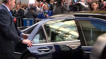 La reina Sofía asiste al tradicional besapiés de Medinaceli