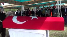 Kahramanmaraşlı şehit son yolculuğuna uğurlandı