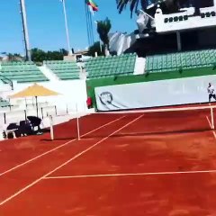 Djokovic se salta las normas para entrenarse en Marbella