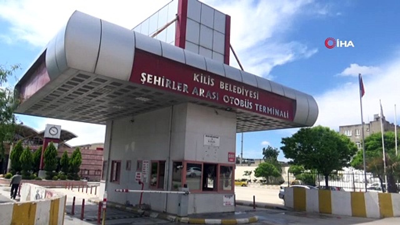 Büyükşehirler'deki giriş çıkış kısıtlaması kalktı otogar boş kaldı