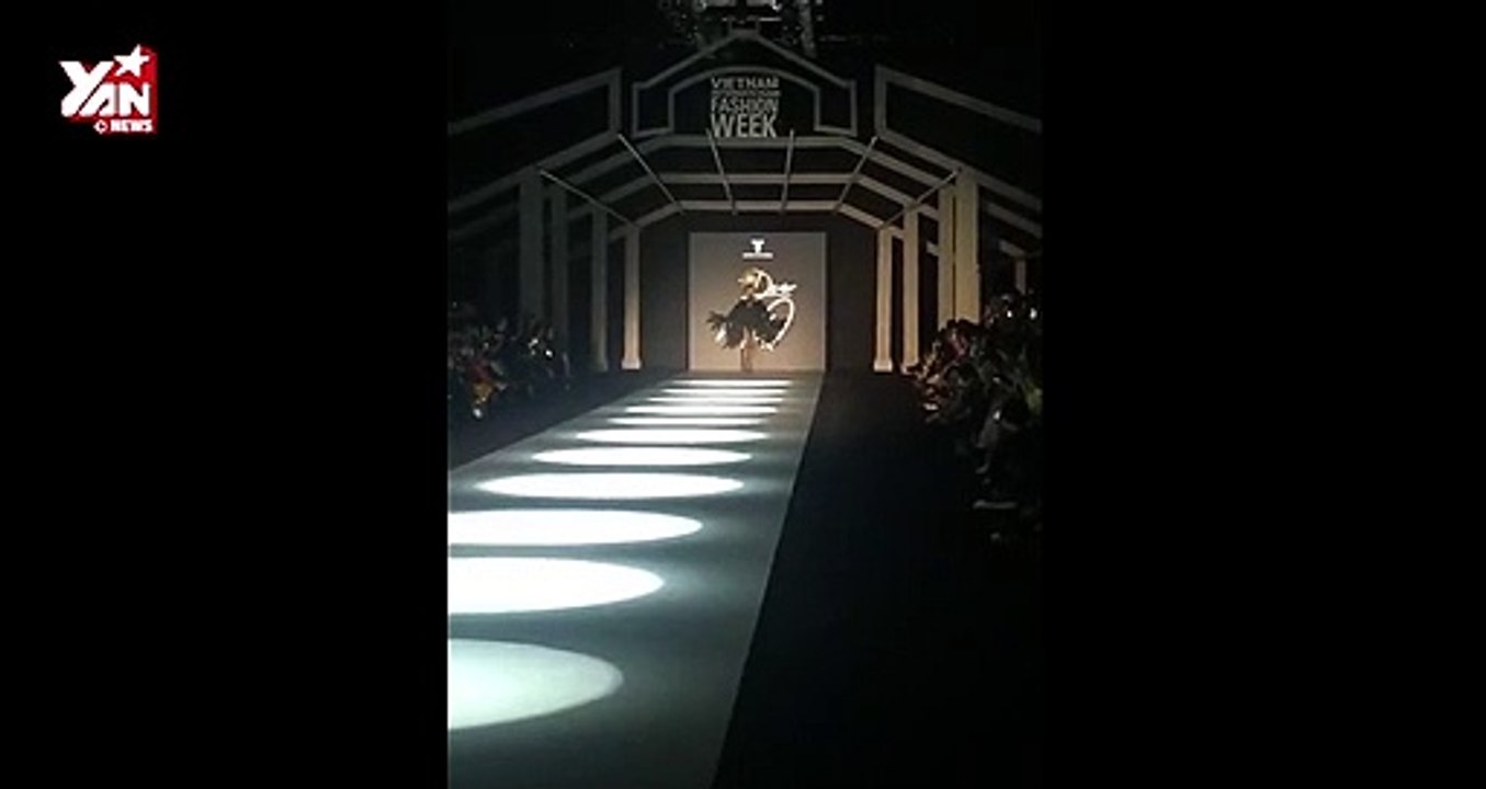 Bb Trần lên đầu kèm title BB tự tin làm vedette, Nicky Majai làm lố tại Vietnam International Fashion Week