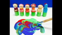 MIXING And STIRRING Paint with In The Night Garden Finger Puppets-