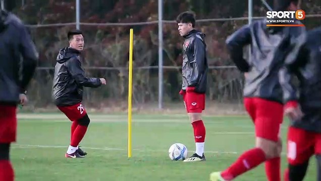 Bùi Tiến Dũng mong muốn được thầy Park điền tên vào danh sách dự AFF Cup 2018