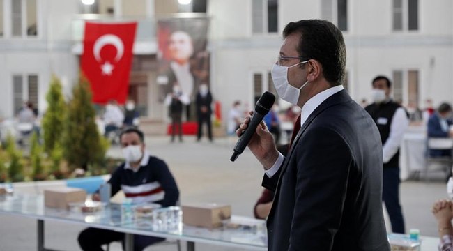 İmamoğlu, yılın ilk toplu iftarını metro inşaatı çalışanlarıyla yaptı
