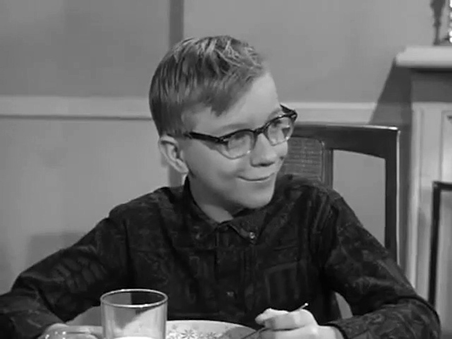 ⁣The Patty Duke Show S1E22: Going Steady  (1964) - (Comedy, Drama, Family, Music, TV Series)