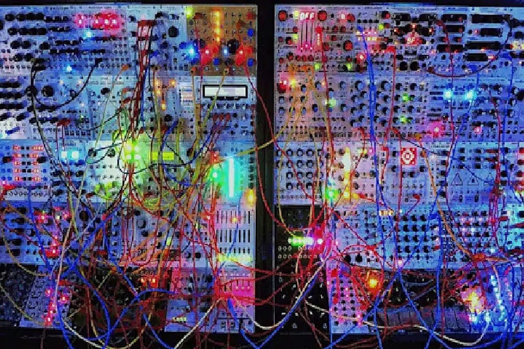 MVGEN: APDEL : 1 - WE THE HACKERS