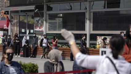 AVM'leri bir günde 1 milyon 226 bin kişi ziyaret etti