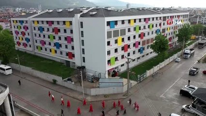 Karantinadaki vatandaşlara mehteran sürprizi