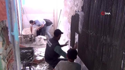 İnşaat işçilerinin zorlu mesaisi iftar sofrasında son buluyor