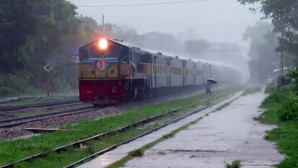 Bijoy Express Passing Shitakunda with Good speed Rainy Day B