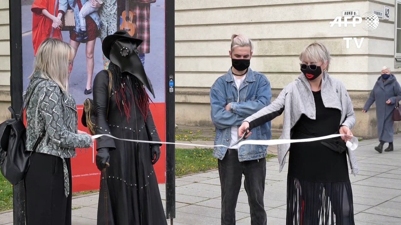 'Mask Fashion Week’