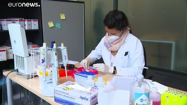Covid-19: un'idea geniale pensata dall'aeroporto di Vienna per controllare l'infezione