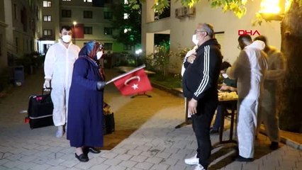 Denizli'de karantina süresi sona eren 349 kişi, evlerine uğurlandı