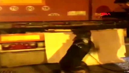 TIR'ın gizli bölmelerinde, 8 bin paket kaçak sigara bulundu