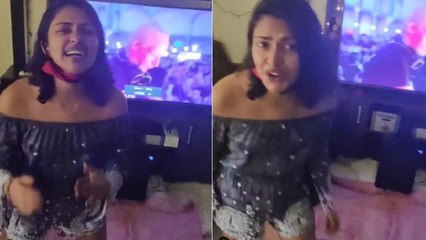 தம்மாத்துண்டு டிரெஸ்ல இன்னாம்மா டான்ஸ் ஆடுறாரு அமலா பால்! - வீடியோ