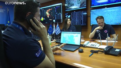 COVID-19: Πώς η Ελλάδα κέρδισε το πρώτο στοίχημα - Αυτοψία στο θάλαμο Πολιτικής Προστασίας