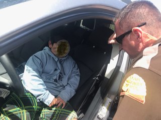 Un garçon de 5 ans  arrêté au volant  alors qu’il “allait  acheter... une  Lamborghini” !