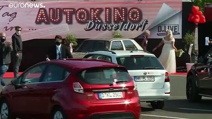 Γάμοι σε drive-in σινεμά λόγω του κορονοϊού