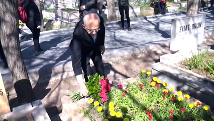 Kemal Kılıçdaroğlu mezarları başında andı