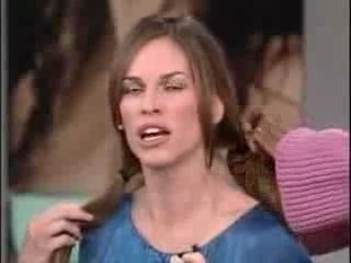 Coiffure! Hillary Swank haircut on TV