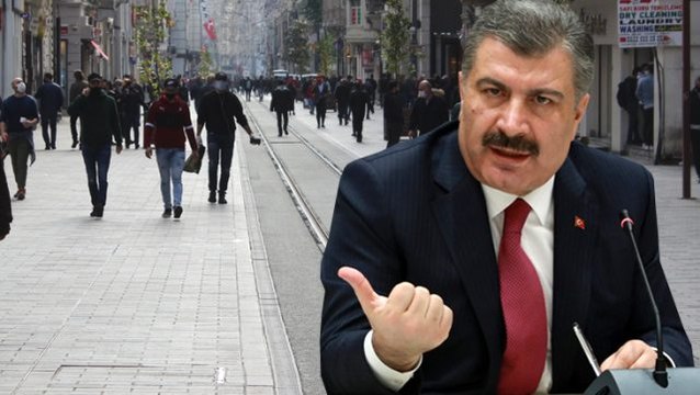 Bakan Koca'nın kalabalık olmasına tepki gösterdiği İstiklal'de yine aynı görüntü ortaya çıktı