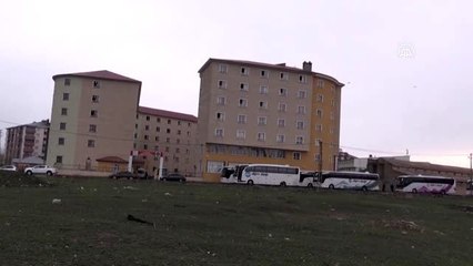 Karantina süresi dolan vatandaşların vedalaşması duygulandırdı