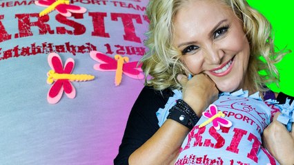 Kullanılmayan Tişörtlerden Yastık Nasıl Yapılır? / How to make a pillow from old T-shirt?