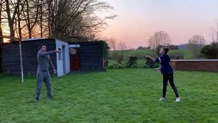 On garde la forme avec les défis sportifs de Ben et Violette