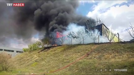 Ankara'da, boya fabrikasında yangın