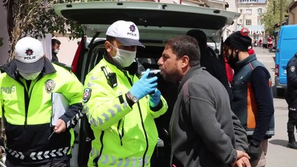 Sivas’ta ehliyetsiz sürücünün neden olduğu trafik kazasında 2 kişi yaralandı