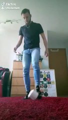 Et voici le gagnant du jeu jonglage  Felix   ap. Délibération.la remise se fera dès qu on pourra se retrouver au club house . Bravo félix