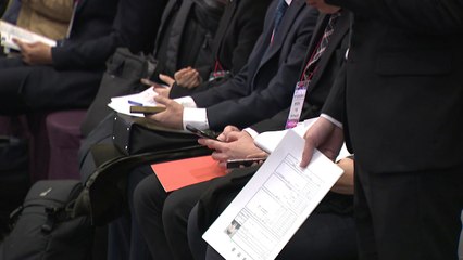 "올여름부터 청년 취업 더 어려워...10년 영향받을 수도" / YTN