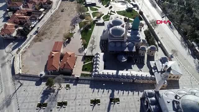 KONYA Vatandaşlar Mevlana Müzesi'nin ziyarete açılacağı günü bekliyor
