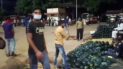 उपनिदेशक मंडी ने किया सोशल डिस्टनसिंग का निरीक्षण,विक्रेताओं को दी हिदायत