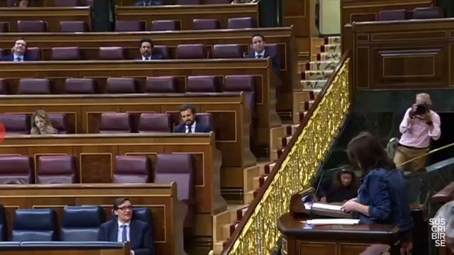 Adriana Lastra insulta a Teodoro García Egea llamándole cacatúa