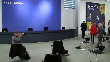 Angela Merkel annonce une accélération du déconfinement