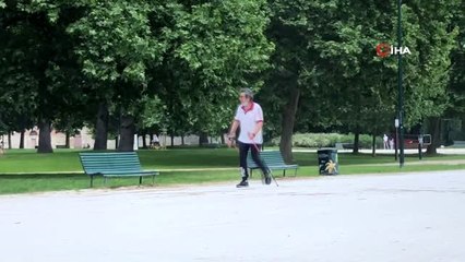 - Karantinanın sona erdiği İtalya'da hayat normale dönüyor- İtalyanlar park ve bahçelere akın etti