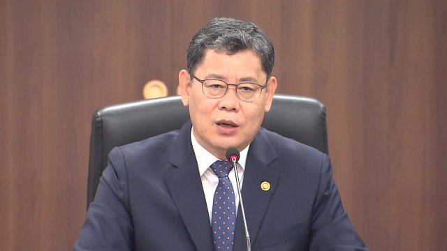 김연철 장관 남북 감염병 공동 대응체계 필요...남북관계 코로나 영향 커 / YTN