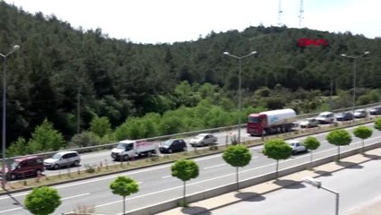 Muğla'da 4 kilometrelik araç kuyruğu