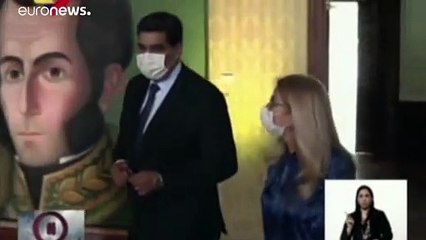 Maduro „amerikai zsoldosokat” állít bíróság elé