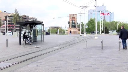 İSTİKLAL CADDESİ BUGÜN DE KALABALIK