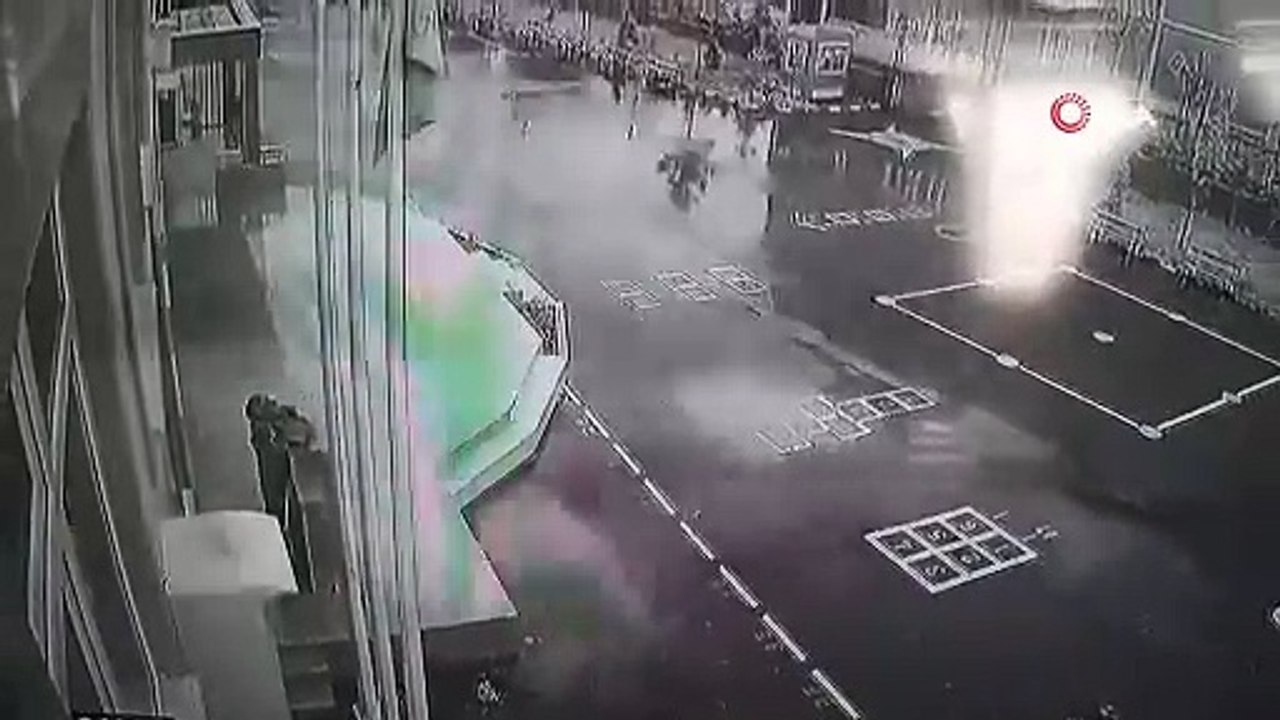 Okulun bahçesindeki Atatürk büstünü çaldılar