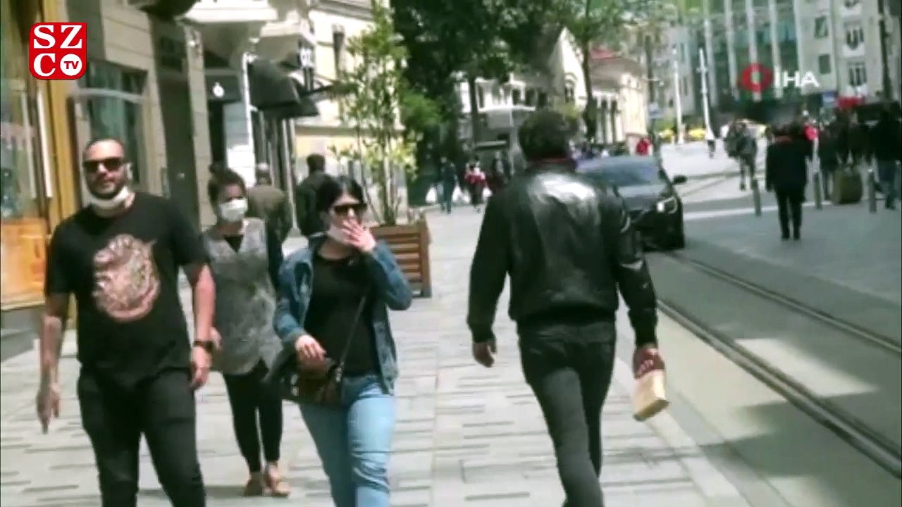 Taksim Meydanı ve İstiklal Caddesi bugün de doldu